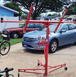 Red Drywall Panel Lift Hoist