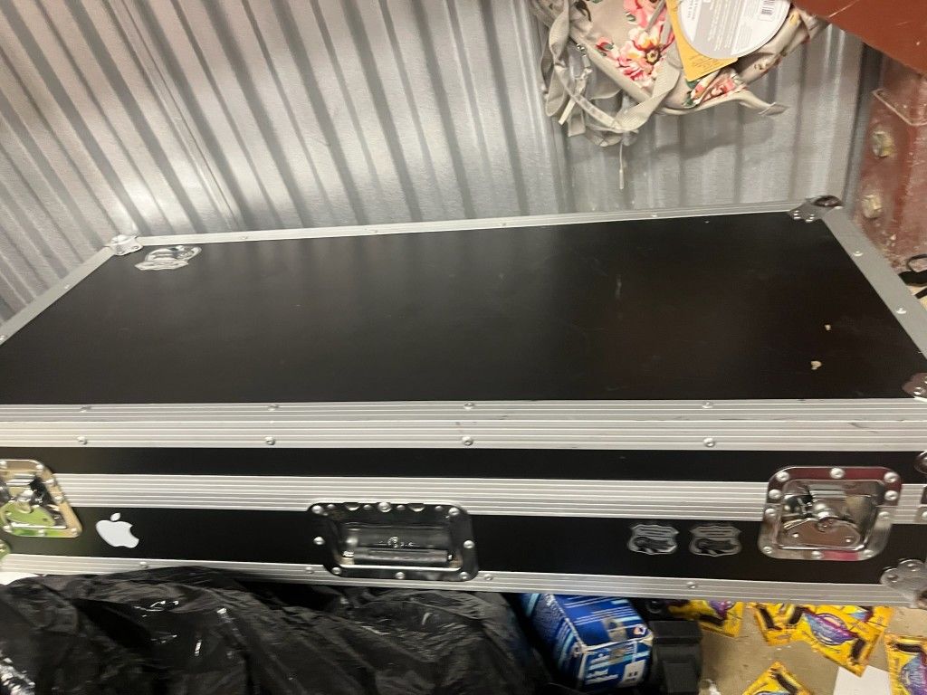 Dj Box For Cables And Dj Controler