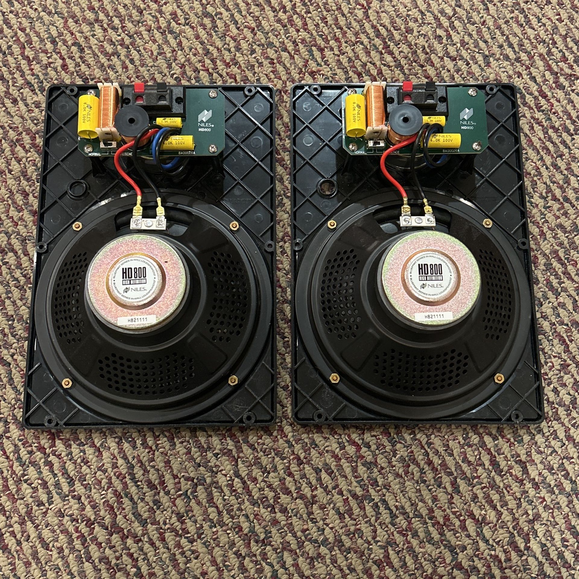 Niles HD 800 Speakers