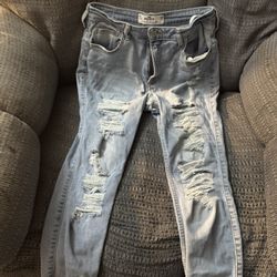 Hollister Crop Jeans Size 11 Short