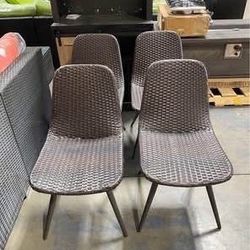 New Assembled Set of 6 Stylish Outdoor Dining Chairs, Durable Wicker with Powder-Coated Legs