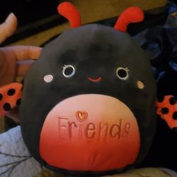 2 SQUISHMALLOW / LADYBUG/BUMBLEBEE 
