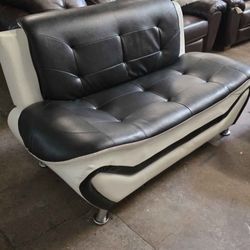 Leather Couch And Loveseat 