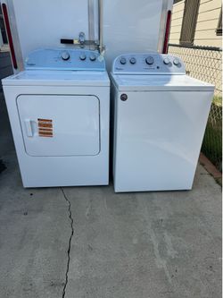 Washer and dryer set