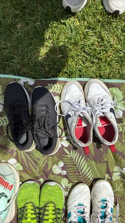 Shoes youth size 5-6