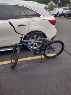 Beach cruiser bike