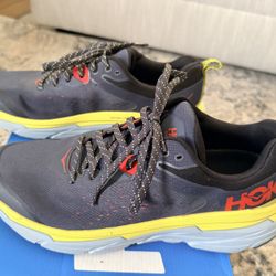 HOKA Challenger ATR 6 Men’s Size 10 Running Walking Trail Shoes