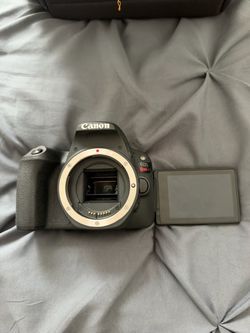 Canon rebel sl2 dslr with creator kit and 2 lenses