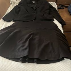 2 Pieces Size 12 Skirt And Coat Black Color From Gegrge 