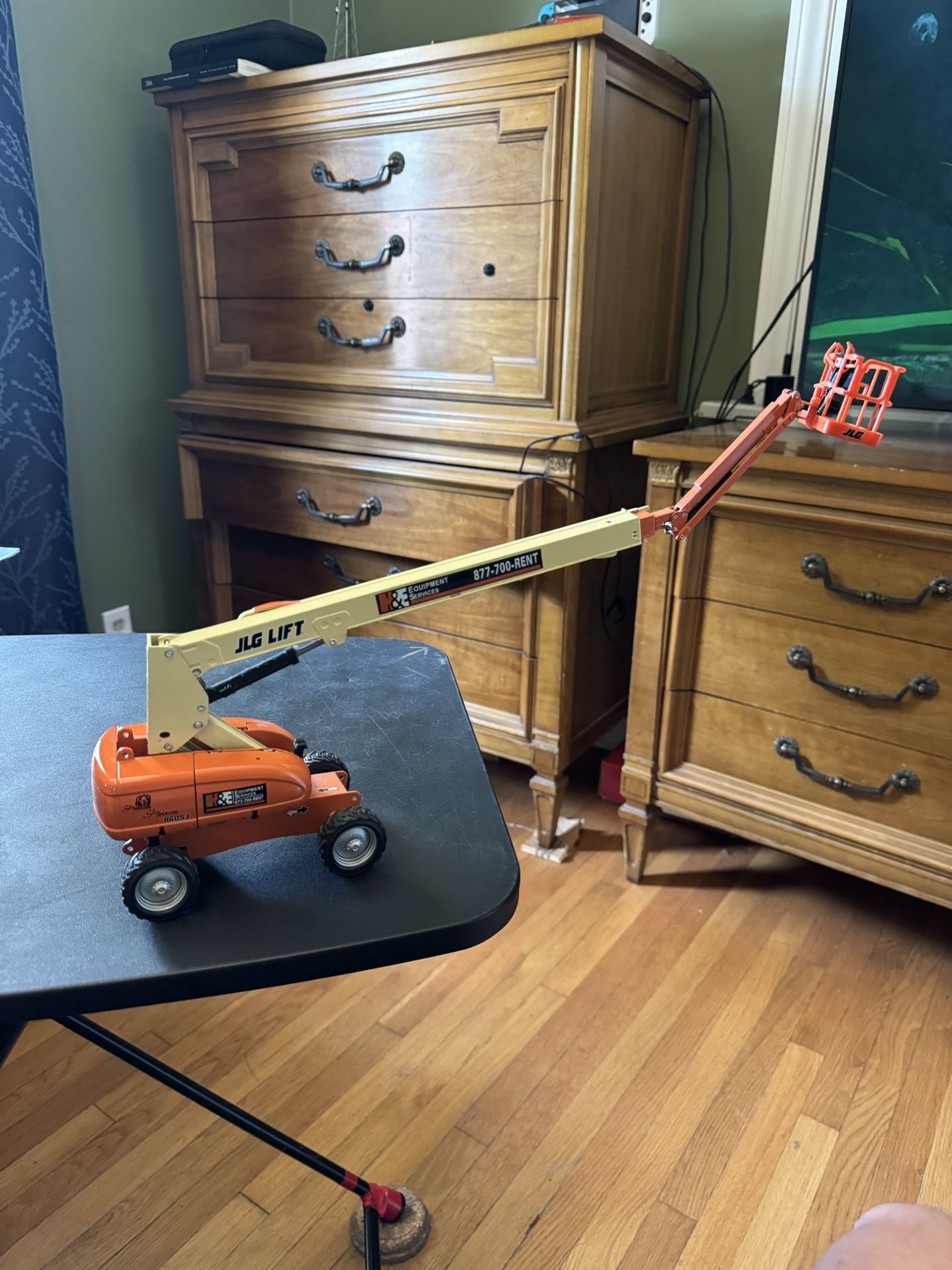 Collector Edition Boom Lift Toy & Scissor Lift