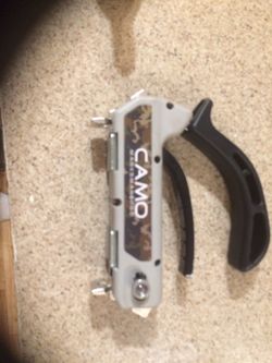 Camo. Trek. Installation tool