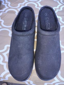 Comfort Plus Black Clogs size 8