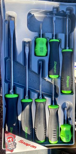 Snap-on 8 pieces Screwdrivers for Sale in Grand Terrace, CA - OfferUp