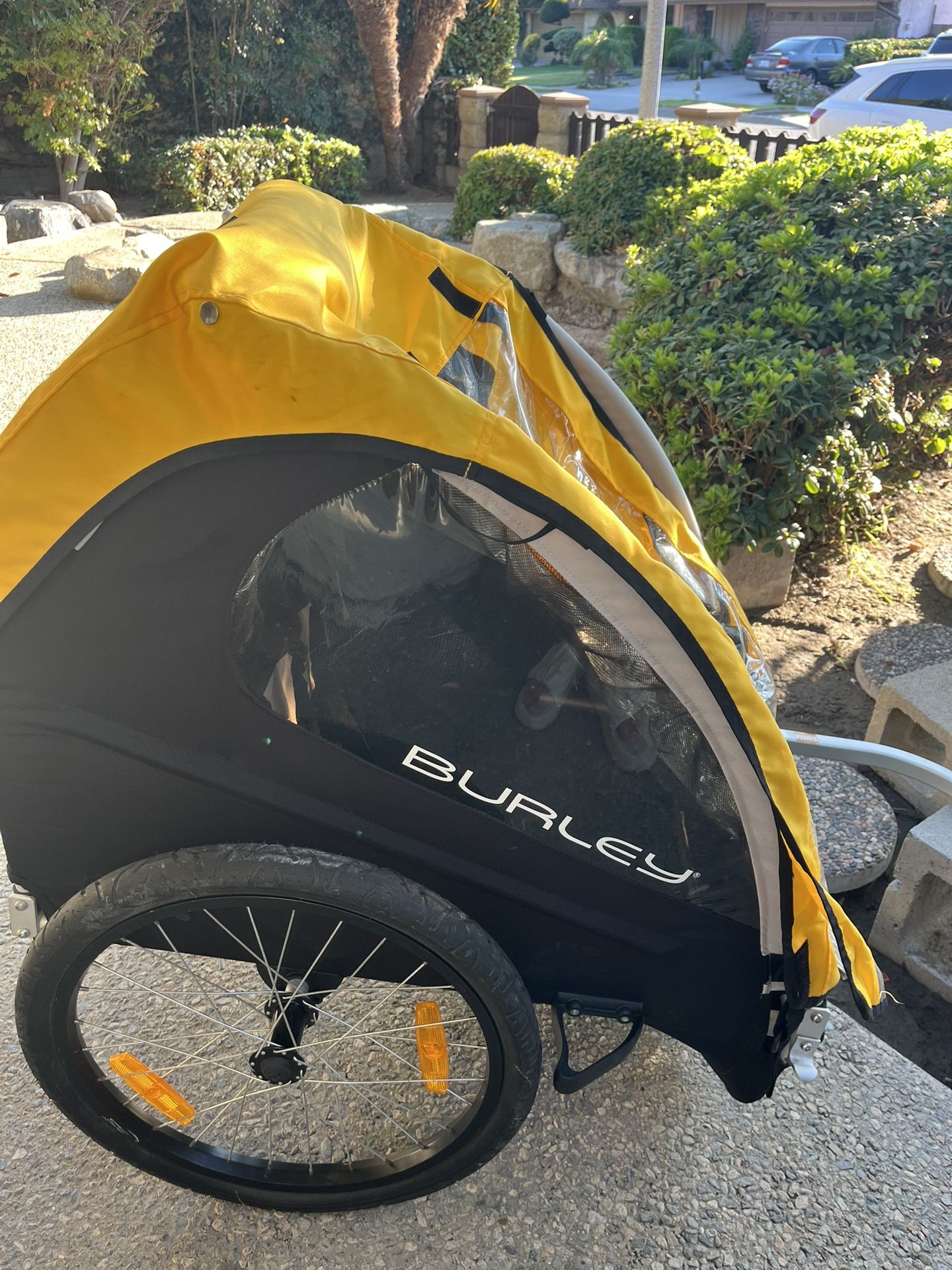 Burley Bee, 1 and 2 Seat, Lightweight, Kids Bike-Only Trailer