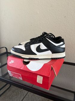 Men’s Nike Dunks Pandas