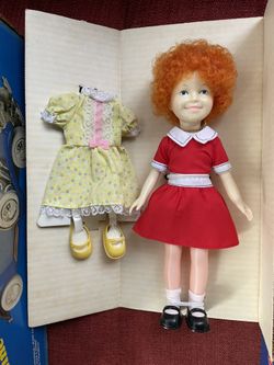New Vintage Knickerbocker Annie Doll Set Limousine Car for Sale in Concord CA OfferUp