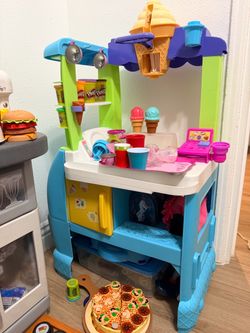 Kids playdoh ice cream shop
