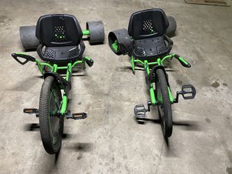 Tricycle Pair