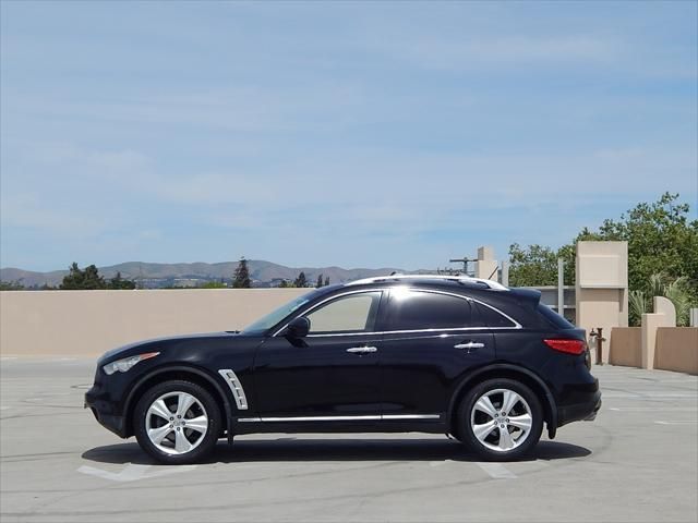 2010 INFINITI FX35