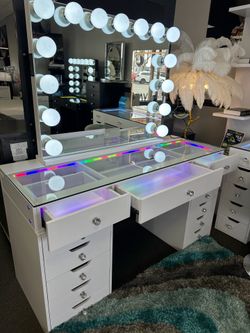 White Vanity Set w/ Free Stool
