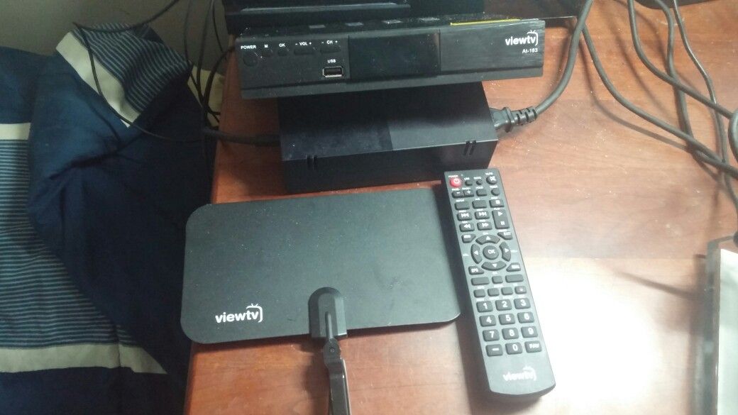 ViewTV AT-163 ATSC TV Converter Box and Media Player