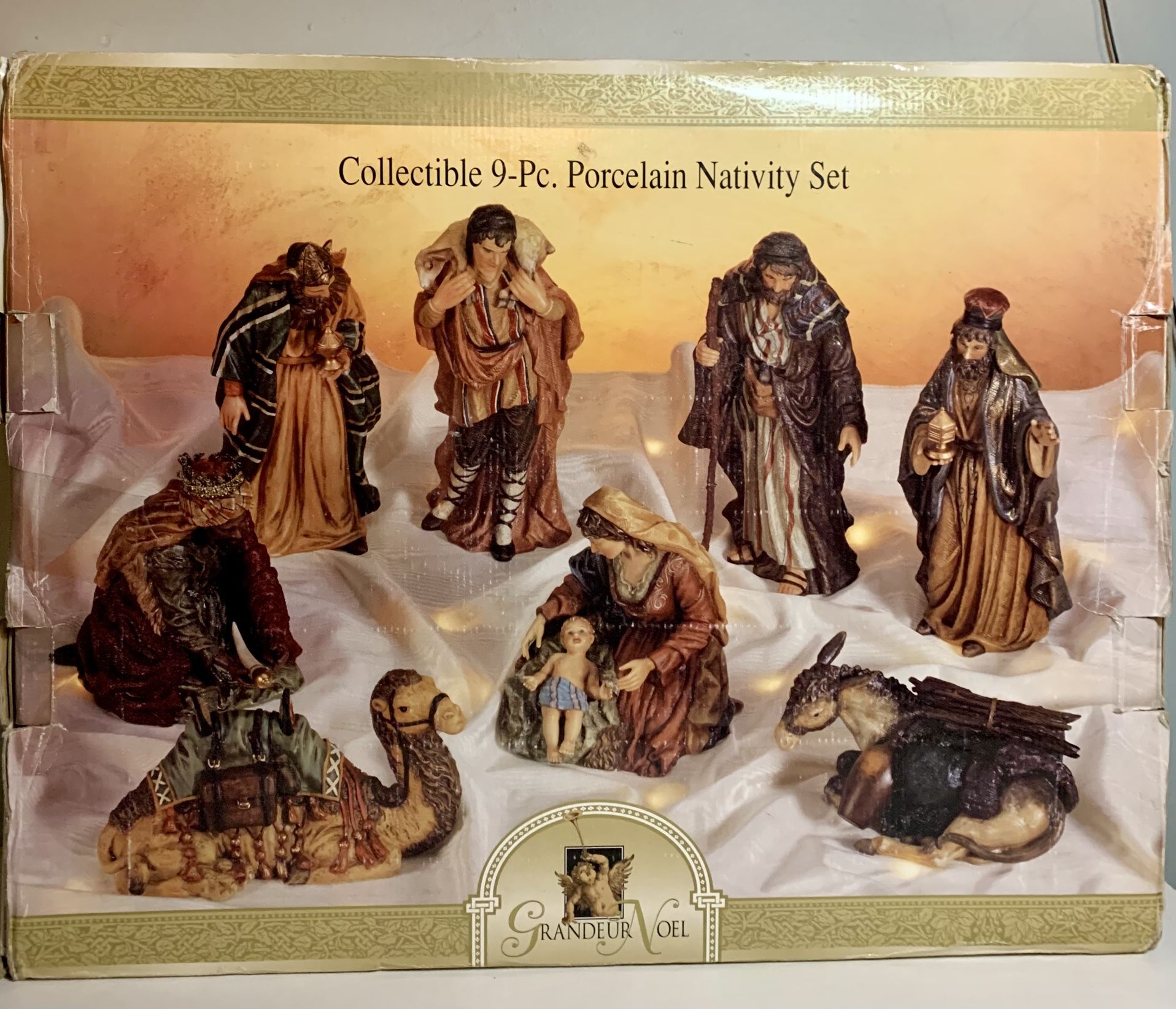 Vintage Grandeur Noel 9 piece Porcelain Nativity Set