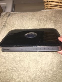 NETGEAR WNDR3400 Wireless N Router (WNDR3400-N600).