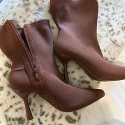 Brown Heels Size 6 