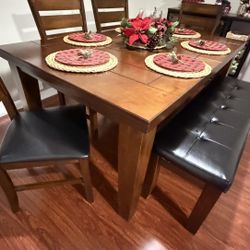Dining table (Expandable) and chairs (6 chairs + bench)