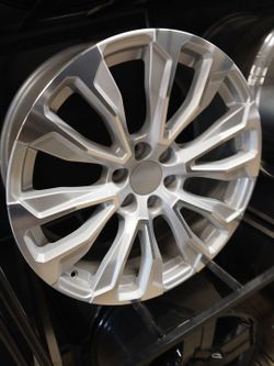 22x9 silver rims 6 lug 6x139 6x5.5 On new tires 305 40 22
