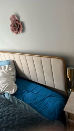 Bulk furniture deal