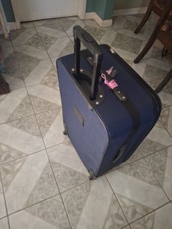 MALETA DE 50 LIBRAS.