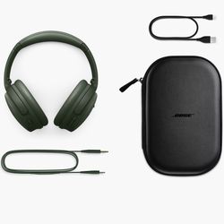 The Bose QuietComfort 45 headphones 