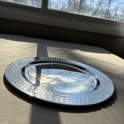 Hammered Stainless Steel Charger Plates – Set of 6 (13”) – Wedding Decor