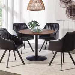 Classic Round Dining Table and Mid-Century Modern Style Chairs! 