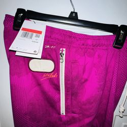 Very nice mens Nike pants Dri-fit Sizes (L) new with tag only $60