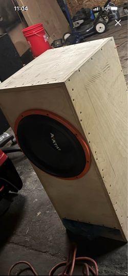 Avitar 15 inch sub custom box ….O.B.O