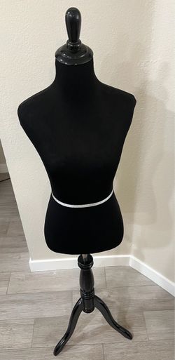 Female form with stand