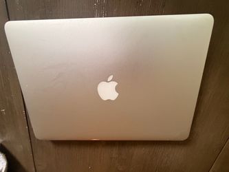 Apple MacBook Air