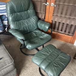 FREE - Green Chair with Ottoman 