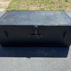 Antique Trunk With Lock And Key 