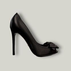 Gucci Women's Black Satin Bow High-Heel Stilleto Pumps Heels 38.5 