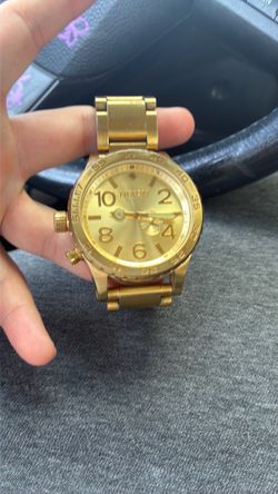 Nixon watch