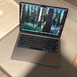 2024 MacBook AIR