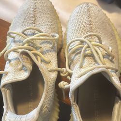Yeezy 350 Tan