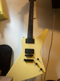 Explorer Guitar