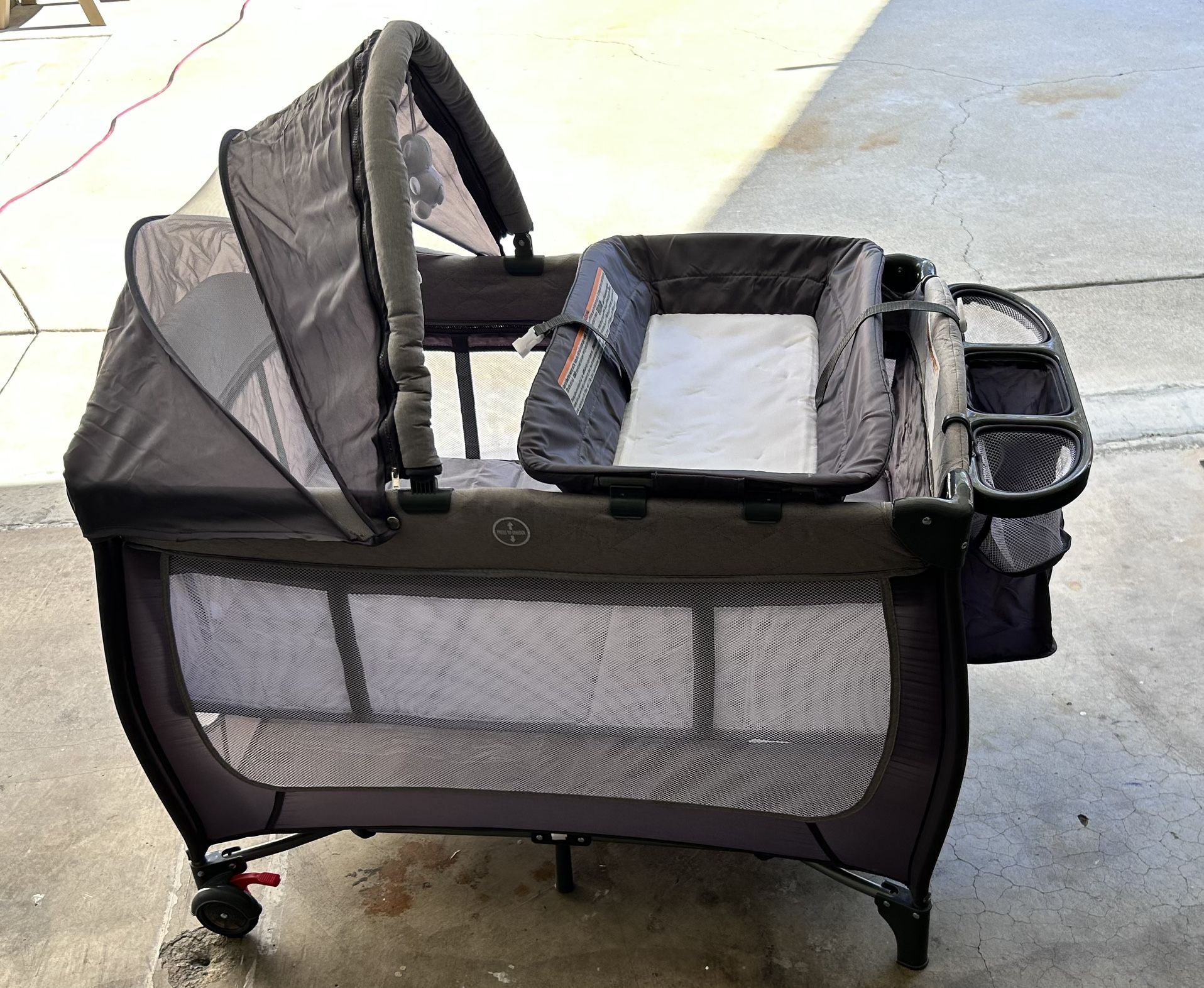 Pack And Play With Changing Table