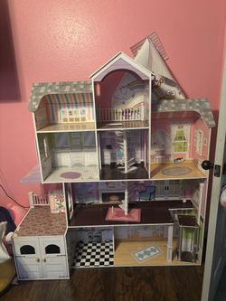 Doll House