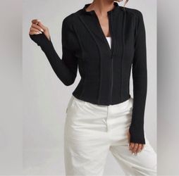 Black Ribbed Zip-Up Cropped Jacket