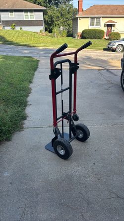 A truck heavy duty ladder
